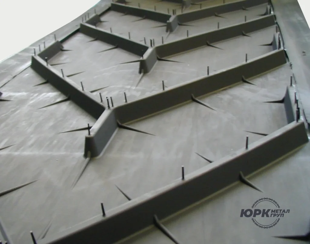 Шевронна конвеєрна стрічка